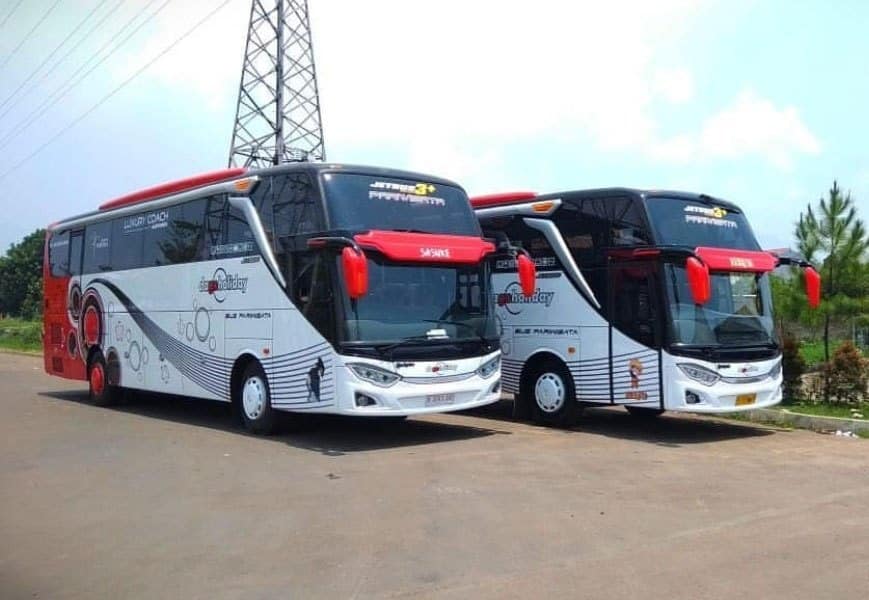 Bus Pariwisata Jakarta